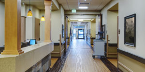 benefits of digital signage in hospitals